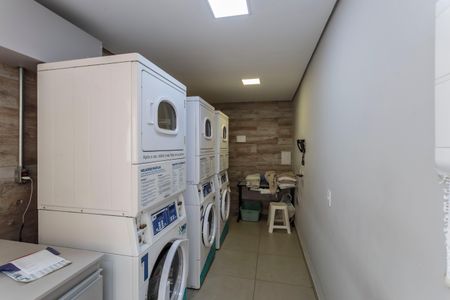 Apartamento para alugar com 64m², 2 quartos e 1 vagaÁrea comum
