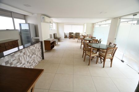 Apartamento à venda com 205m², 3 quartos e 3 vagasÁrea comum - Salão de festas