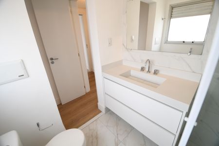 Apartamento à venda com 205m², 3 quartos e 3 vagasBanheiro Social