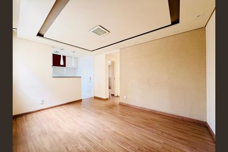 Sala de apartamento à venda com 2 quartos, 47m² em Venda Nova, Belo Horizonte
