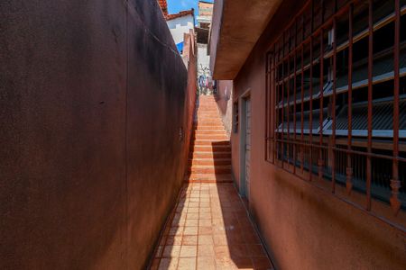 Casa à venda com 300m², 3 quartos e sem vaga Casa à venda com 300m², 3 quartos e sem vagaCorredor