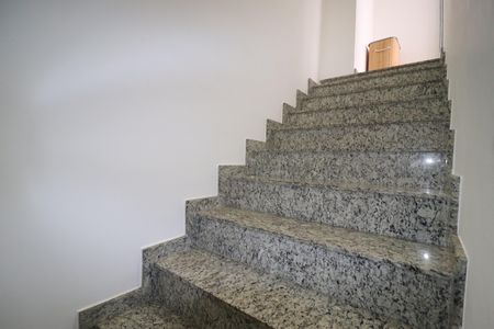 Apartamento à venda com 92m², 2 quartos e 1 vagaEscada cobertura