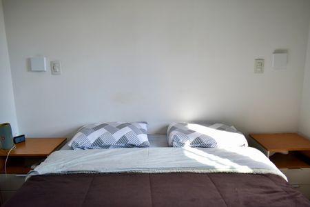 Apartamento à venda com 79m², 2 quartos e 2 vagas Apartamento à venda com 79m², 2 quartos e 2 vagasSuíte