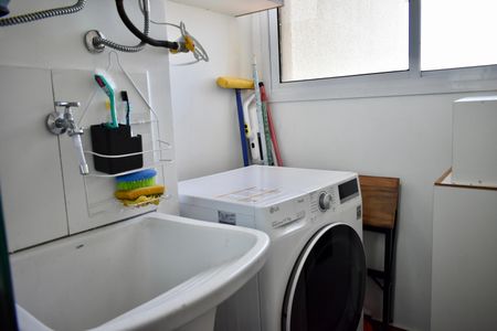 Apartamento à venda com 79m², 2 quartos e 2 vagas Apartamento à venda com 79m², 2 quartos e 2 vagasÁrea de Serviço