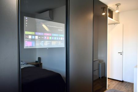 Apartamento à venda com 79m², 2 quartos e 2 vagas Apartamento à venda com 79m², 2 quartos e 2 vagasSuíte