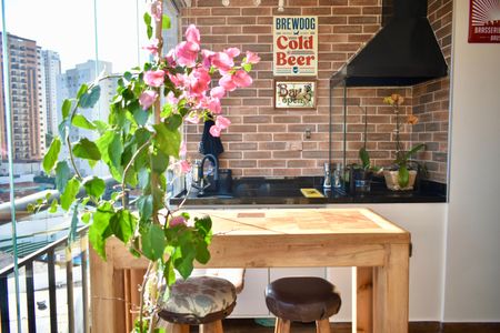 Apartamento à venda com 79m², 2 quartos e 2 vagas Apartamento à venda com 79m², 2 quartos e 2 vagasSacada