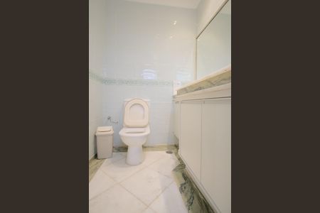 Apartamento para alugar com 200m², 3 quartos e 3 vagasBanheiro da Suíte 2