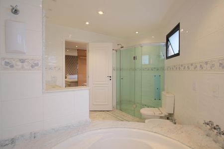 Apartamento para alugar com 200m², 3 quartos e 3 vagasBanheiro da Suíte 3