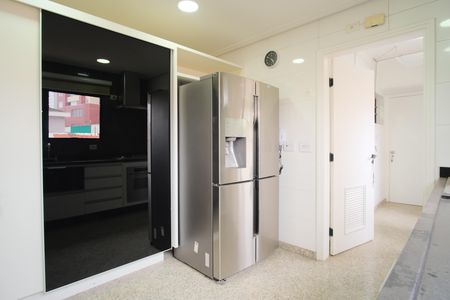 Apartamento para alugar com 200m², 3 quartos e 3 vagasCozinha