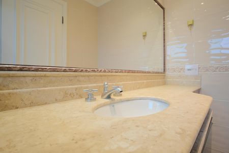 Apartamento para alugar com 200m², 3 quartos e 3 vagasBanheiro da Suíte 1