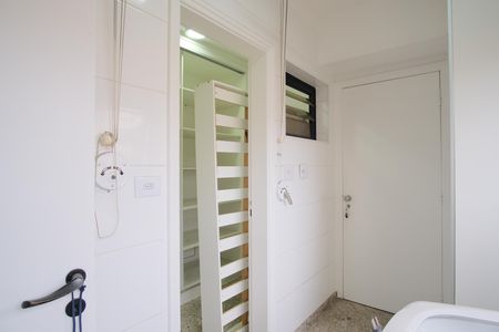 Apartamento para alugar com 200m², 3 quartos e 3 vagasÁrea de Serviço