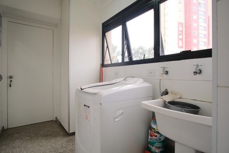 Apartamento para alugar com 200m², 3 quartos e 3 vagasÁrea de Serviço