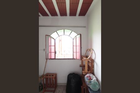 Casa à venda com 660m², 8 quartos e 3 vagasQuartos (Casa dos Fundos)