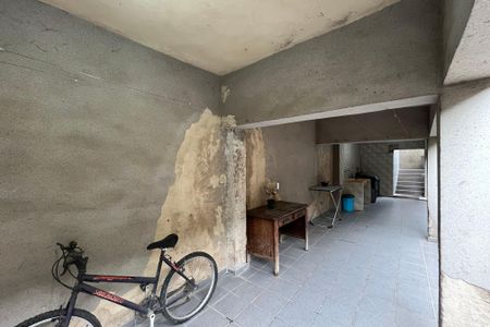 Casa à venda com 660m², 8 quartos e 3 vagas Casa à venda com 660m², 8 quartos e 3 vagasÁrea de Serviço