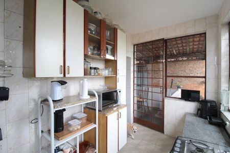 Casa à venda com 660m², 8 quartos e 3 vagasCozinha