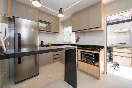 Casa de condomínio à venda com 124m², 2 quartos e 2 vagasCozinha