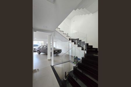 Casa para alugar com 495m², 5 quartos e 7 vagasAcesso