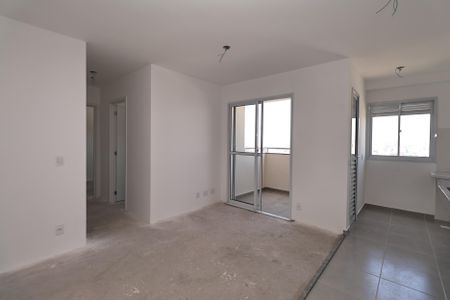 Sala de apartamento à venda com 2 quartos, 67m² em Vila Curuçá, Santo André