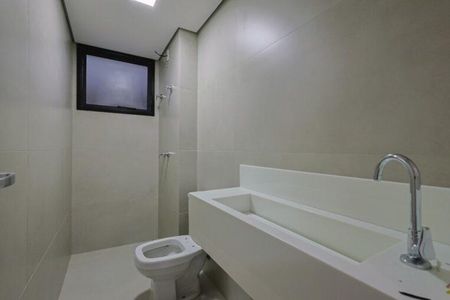 Apartamento para alugar com 146m², 3 quartos e 3 vagasBanheiro da Suíte