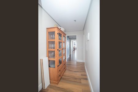 Apartamento para alugar com 171m², 4 quartos e 3 vagas Apartamento para alugar com 171m², 4 quartos e 3 vagasCorredor