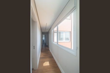 Apartamento para alugar com 171m², 4 quartos e 3 vagas Apartamento para alugar com 171m², 4 quartos e 3 vagasCorredor