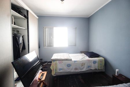 Casa à venda com 220m², 4 quartos e 3 vagas Casa à venda com 220m², 4 quartos e 3 vagasQuarto 3