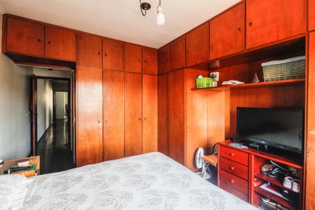 Casa à venda com 220m², 4 quartos e 3 vagas Casa à venda com 220m², 4 quartos e 3 vagasQuarto 1