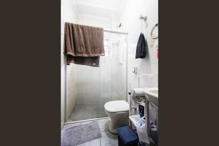 Casa à venda com 220m², 4 quartos e 3 vagas Casa à venda com 220m², 4 quartos e 3 vagasBanheiro