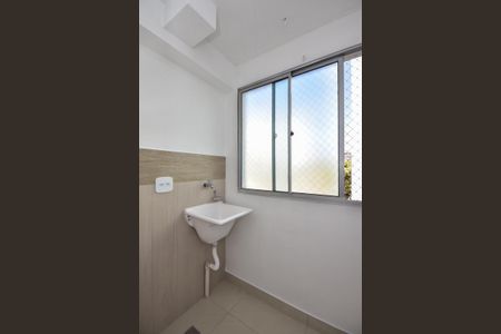 Área de Serviço de apartamento para alugar com 3 quartos, 52m² em Campo Limpo, São Paulo