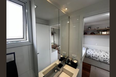 Apartamento à venda com 144m², 3 quartos e 3 vagas Apartamento à venda com 144m², 3 quartos e 3 vagasBanheiro da Suíte 2