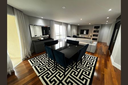 Apartamento à venda com 144m², 3 quartos e 3 vagas Apartamento à venda com 144m², 3 quartos e 3 vagasSala