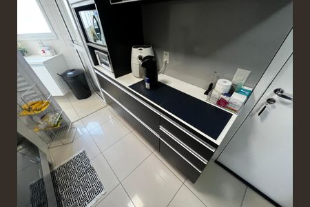 Apartamento à venda com 144m², 3 quartos e 3 vagas Apartamento à venda com 144m², 3 quartos e 3 vagasCozinha