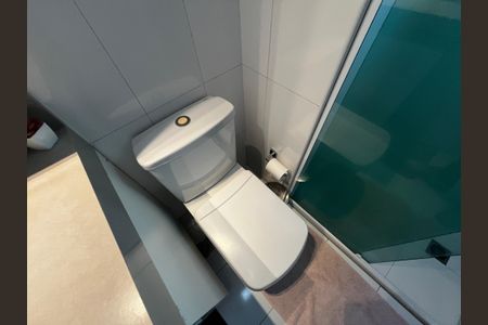 Apartamento à venda com 144m², 3 quartos e 3 vagas Apartamento à venda com 144m², 3 quartos e 3 vagasBanheiro da Suíte 3