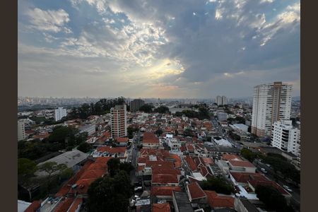 Apartamento à venda com 144m², 3 quartos e 3 vagas Apartamento à venda com 144m², 3 quartos e 3 vagasQuarto Suíte 2 Vista