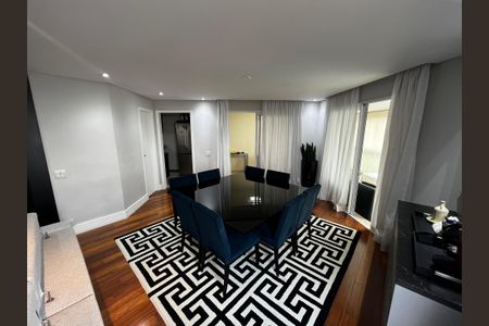 Apartamento à venda com 144m², 3 quartos e 3 vagas Apartamento à venda com 144m², 3 quartos e 3 vagasSala