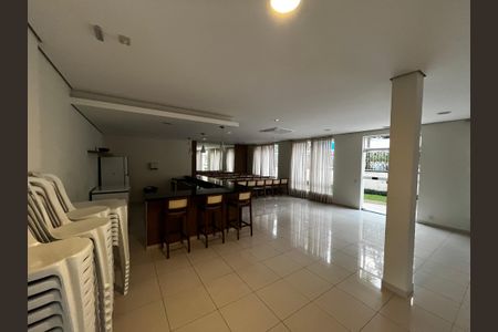 Apartamento à venda com 144m², 3 quartos e 3 vagas Apartamento à venda com 144m², 3 quartos e 3 vagasÁrea comum - Salão de festas
