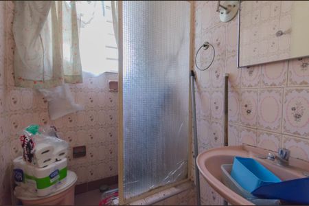 Casa à venda com 400m², 4 quartos e 4 vagasBanheiro 2