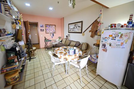 Casa de condomínio para alugar com 44m², 1 quarto e 1 vagaSala/Cozinha