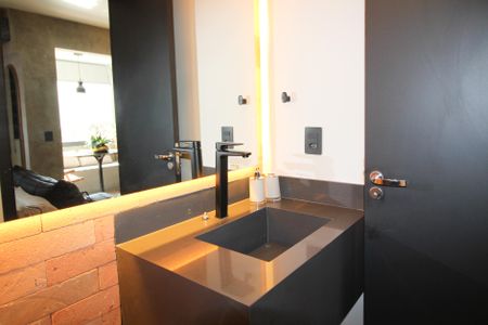 Studio à venda com 24m², 1 quarto e sem vaga Studio à venda com 24m², 1 quarto e sem vagaBanheiro