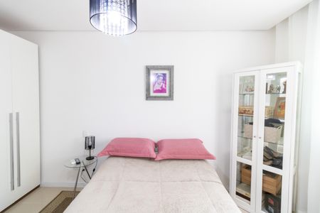 Apartamento à venda com 47m², 1 quarto e 1 vagaQuarto