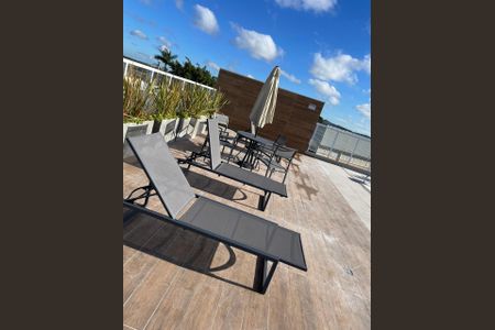 Apartamento para alugar com 46m², 2 quartos e 1 vaga Apartamento para alugar com 46m², 2 quartos e 1 vagaÁrea comum - Piscina