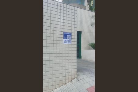 Apartamento à venda com 225m², 4 quartos e 4 vagasplaca instalada 22/10/2025 GPZI - 425