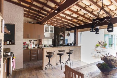 Apartamento à venda com 225m², 4 quartos e 4 vagasarea privativa 2- churrasqueira 