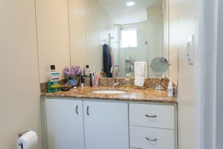 Apartamento à venda com 225m², 4 quartos e 4 vagasBanheiro Social