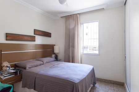 Apartamento à venda com 225m², 4 quartos e 4 vagassuite 