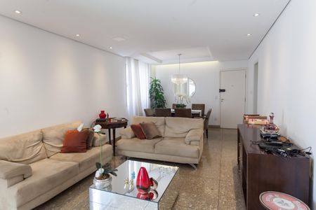 Apartamento à venda com 225m², 4 quartos e 4 vagassala