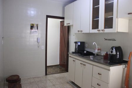 Apartamento à venda com 67m², 2 quartos e 1 vagaCozinha