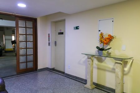 Apartamento à venda com 64m², 2 quartos e 1 vagaPortaria
