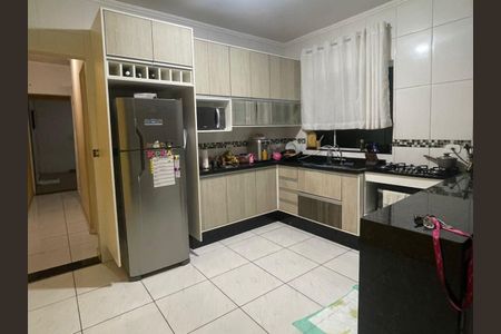 Cozinha  de casa para alugar com 2 quartos, 125m² em Cidade São Mateus, São Paulo