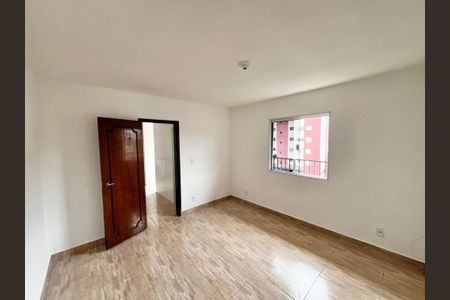 Quarto de kitnet/studio para alugar com 1 quarto, 45m² em Jardim Cachoeira, São Paulo